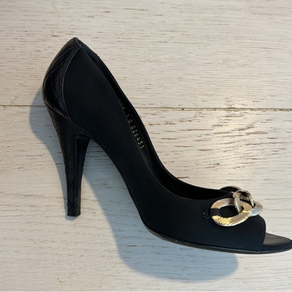 CHANEL Elegant Black Peep-Toe Heels with Gold Chain and CC Charm - Picture 8 of 14